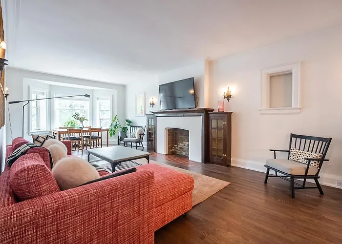 Beautiful And Spacious Luxury Home